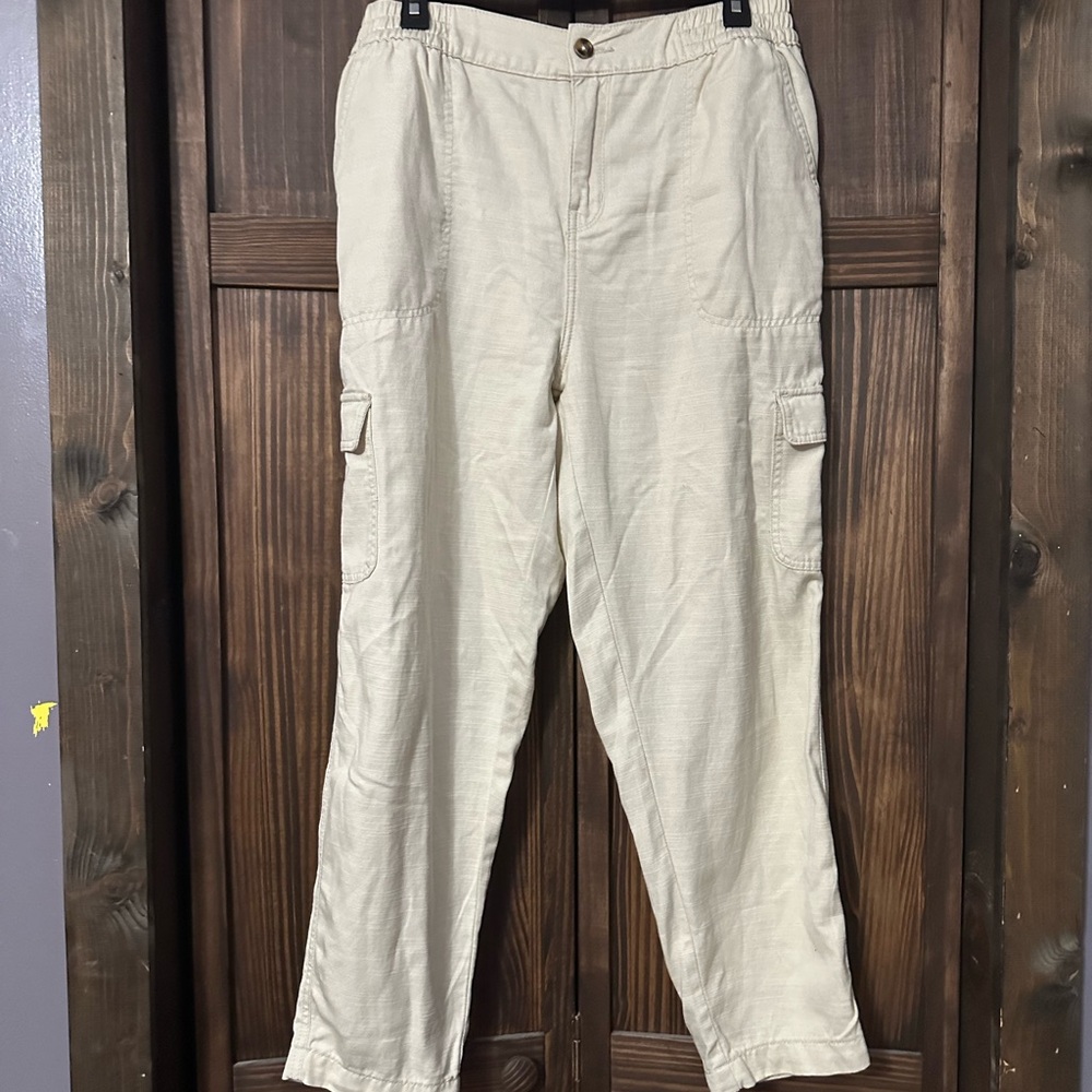 Women’s Wonderly Cream baggy Cargo Pants size medium - Picture 2 of 4